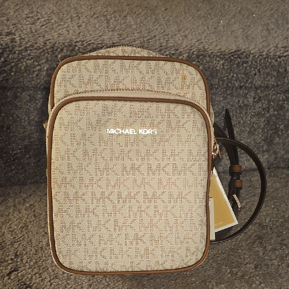 Michael Kors Tan and Cream Mini Bag - Picture 3 of 3